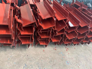 管托